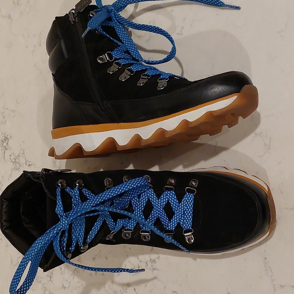 Like New Blondo Waterproof Winter Boots sz 9